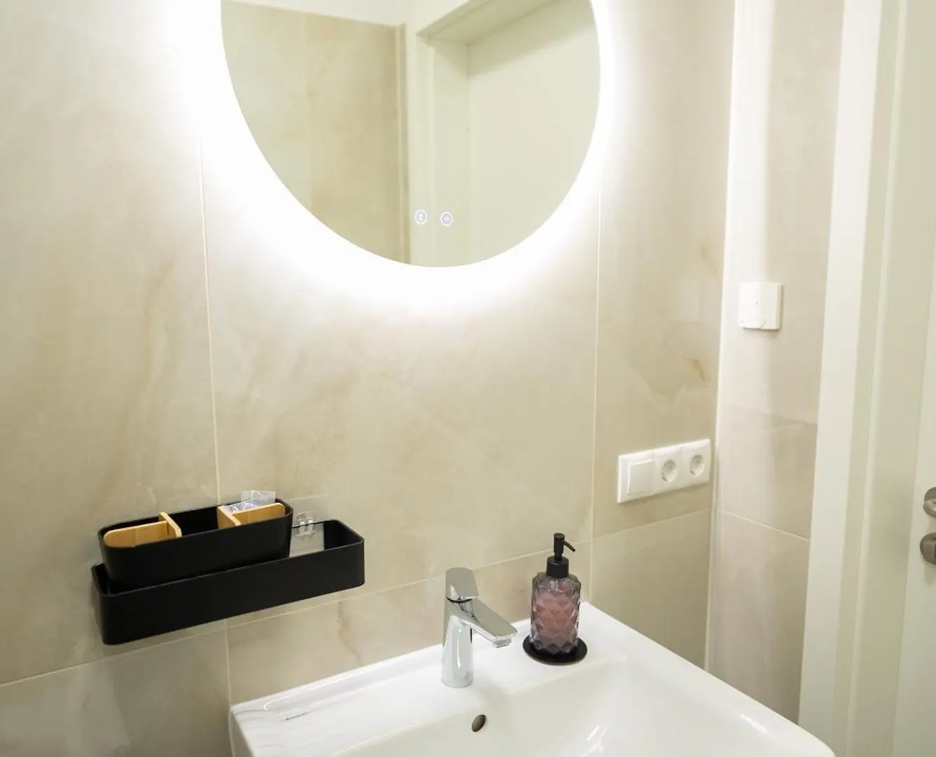 Keyhosting Apartment Zentral Parkplatz Aschaffenburg 0*,
